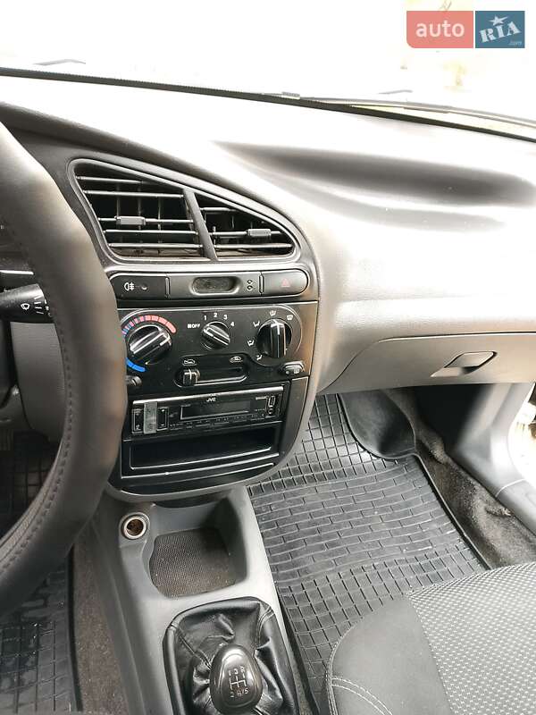 Седан ЗАЗ Sens 2007 в Дніпрі