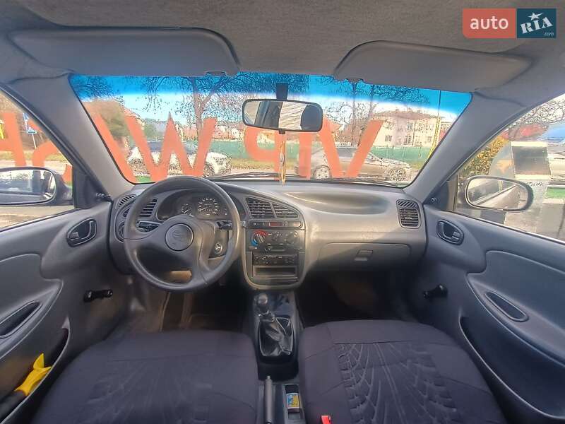 Седан ЗАЗ Sens 2012 в Ужгороді