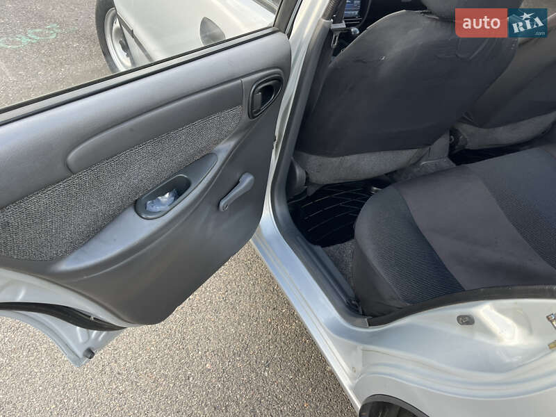 Седан ЗАЗ Sens 2013 в Кривом Роге