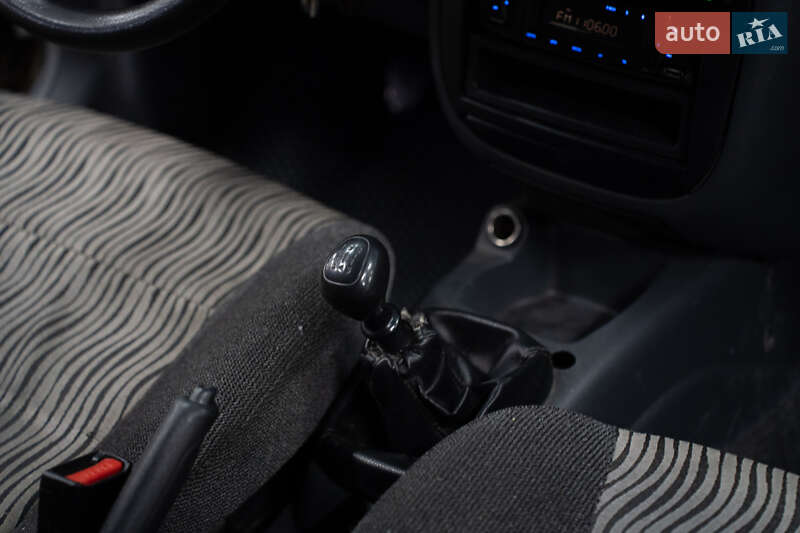 Седан ЗАЗ Sens 2013 в Киеве фото 36 Седан ЗАЗ Sens 2013 в Киеве