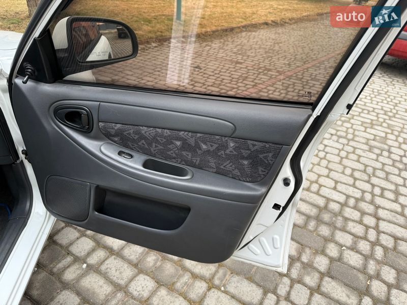 Седан ЗАЗ Sens 2015 в Могилев-Подольске