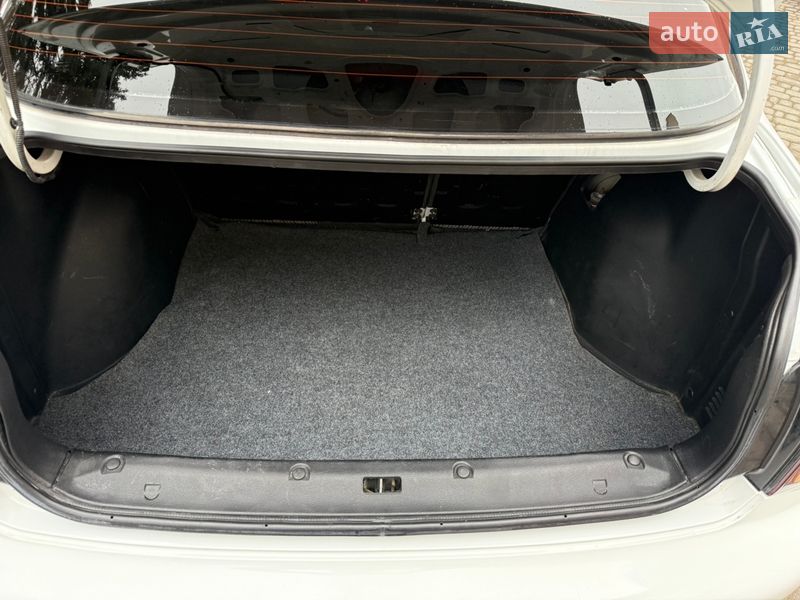 Седан ЗАЗ Sens 2015 в Могилев-Подольске