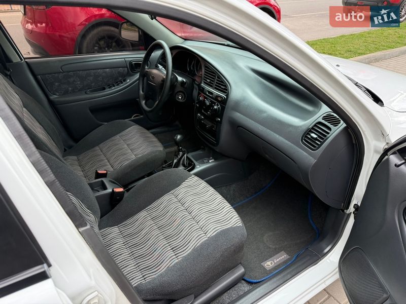 Седан ЗАЗ Sens 2015 в Могилев-Подольске