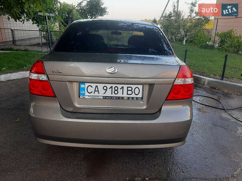 Седан ЗАЗ Vida 2014 в Умани