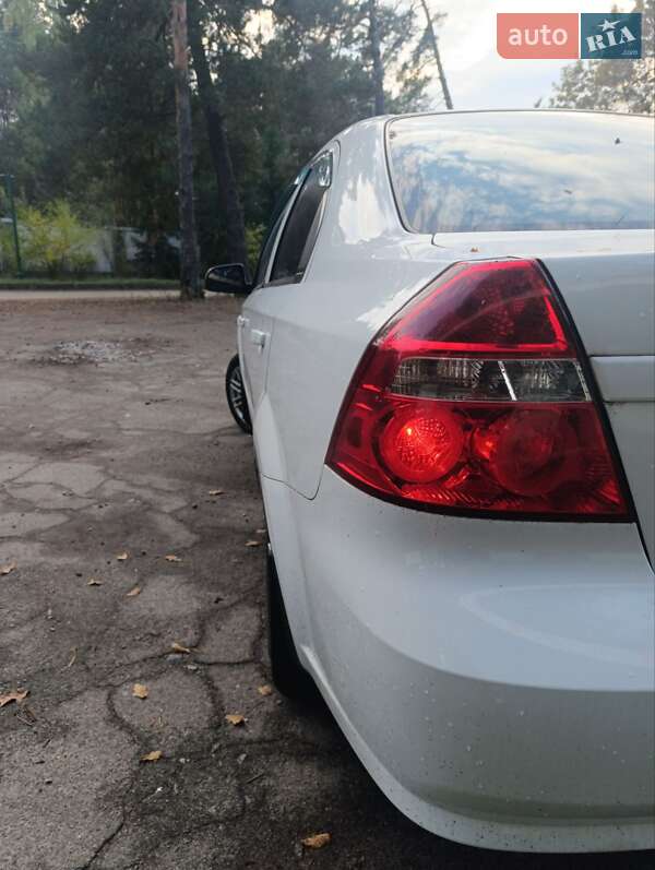 Седан ЗАЗ Vida 2013 в Первомайську