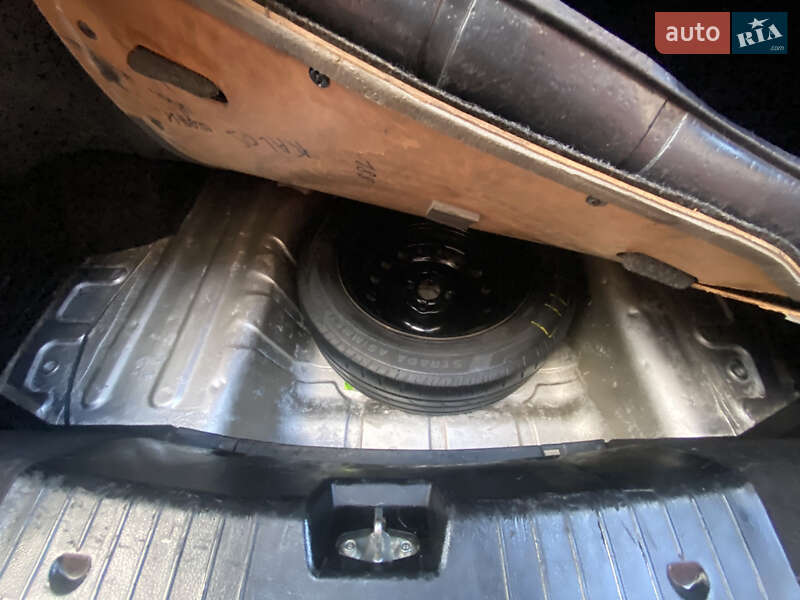 Седан ЗАЗ Vida 2013 в Краснограді