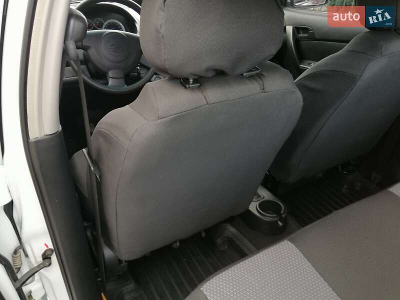 Седан ЗАЗ Vida 2013 в Запорожье фото 22 Седан ЗАЗ Vida 2013 в Запорожье