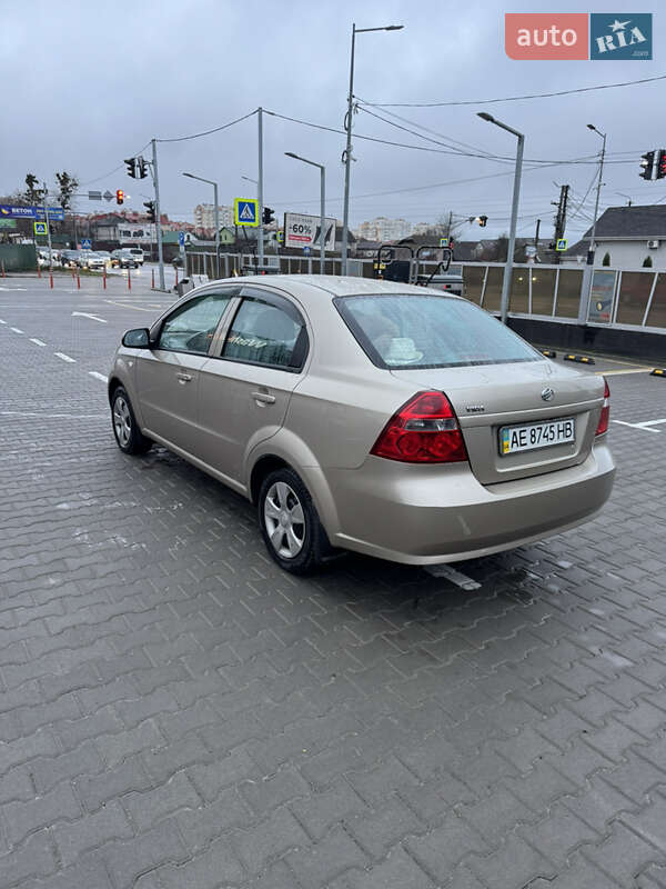 Седан ЗАЗ Vida 2012 в Софіївській Борщагівці