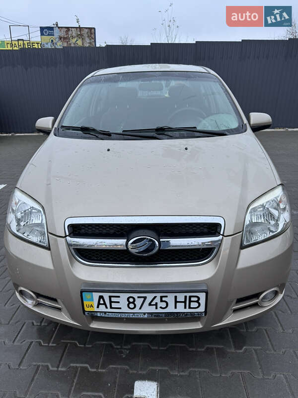 Седан ЗАЗ Vida 2012 в Софіївській Борщагівці