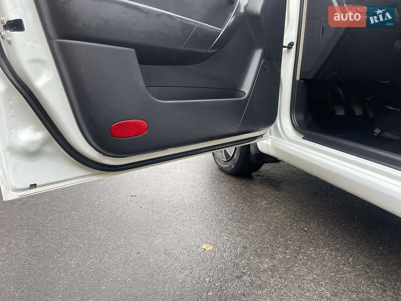 Седан ЗАЗ Vida 2013 в Золотоноше фото 12 Седан ЗАЗ Vida 2013 в Золотоноше