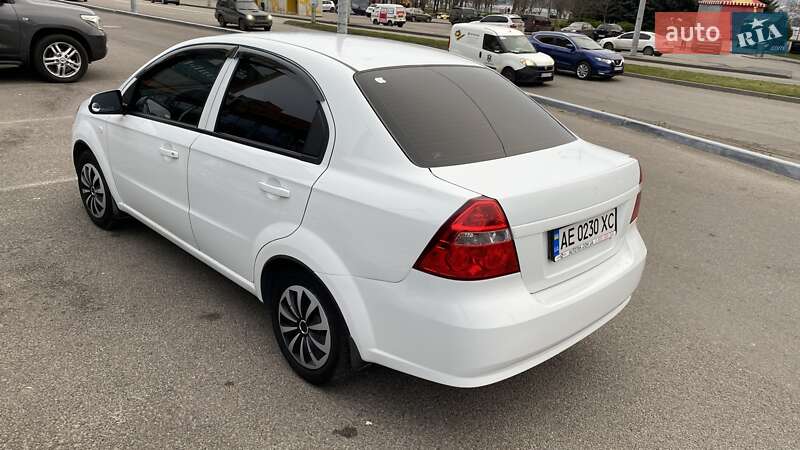 Седан ЗАЗ Vida 2013 в Днепре