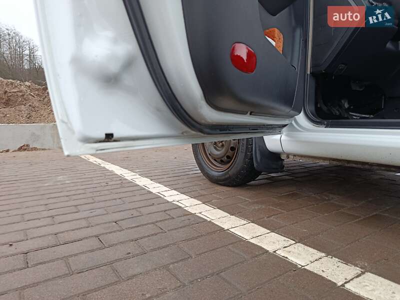 Седан ЗАЗ Vida 2013 в Ірпені фото 14 Седан ЗАЗ Vida 2013 в Ірпені