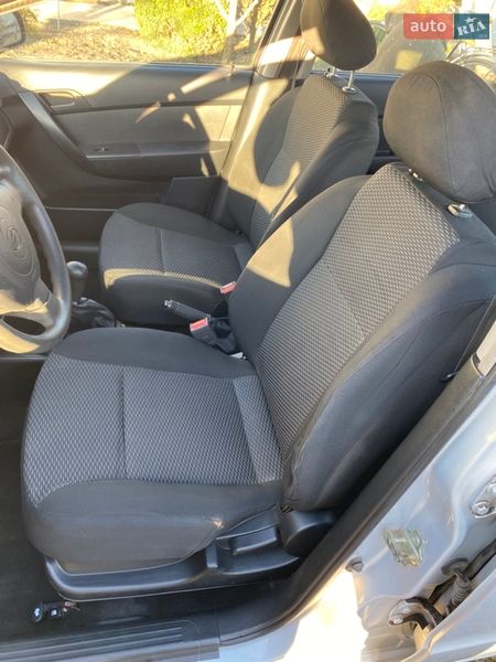 Седан ЗАЗ Vida 2013 в Кілках