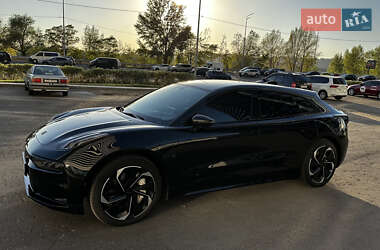 Лифтбек Zeekr 001 2023 в Киеве