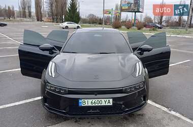 Внедорожник / Кроссовер Zeekr 001 2022 в 