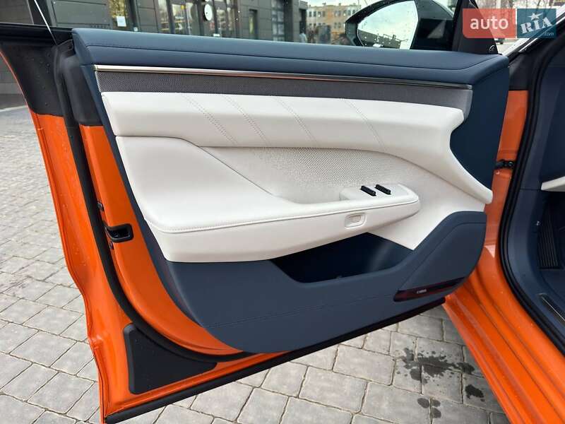 Внедорожник / Кроссовер Zeekr 001 2024 в Ивано-Франковске