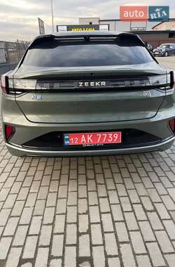 Внедорожник / Кроссовер Zeekr 001 2024 в 