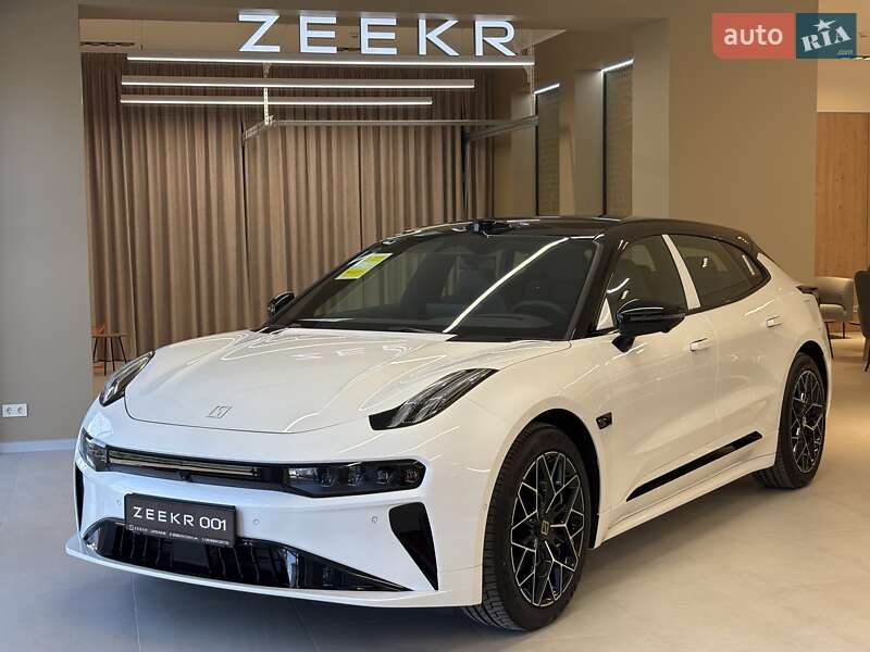 Zeekr 001 2025