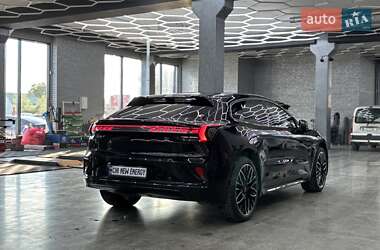 Внедорожник / Кроссовер Zeekr 001 2024 в 