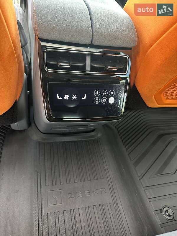 Внедорожник / Кроссовер Zeekr 001 2023 в Киеве