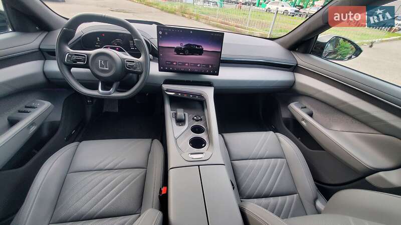 Внедорожник / Кроссовер Zeekr 001 2024 в Киеве