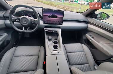 Внедорожник / Кроссовер Zeekr 001 2024 в 