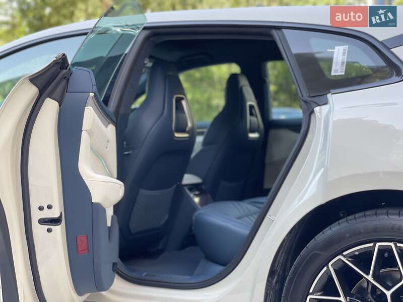 Внедорожник / Кроссовер Zeekr 001 2024 в Одессе