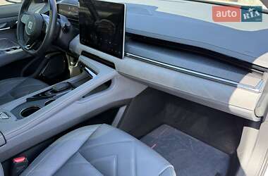 Внедорожник / Кроссовер Zeekr 001 2024 в 