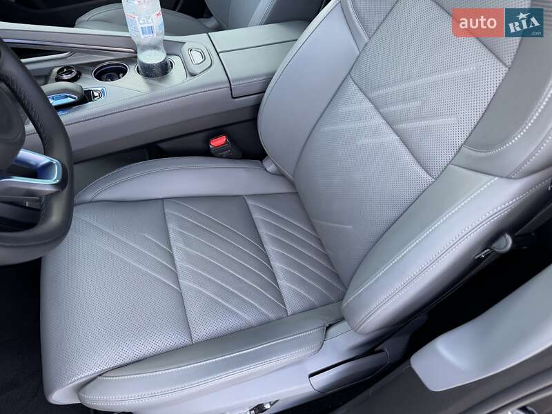 Позашляховик / Кросовер Zeekr 001 2024 в Києві