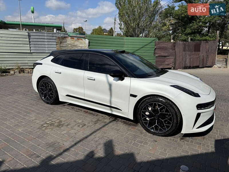 Внедорожник / Кроссовер Zeekr 001 2024 в Николаеве