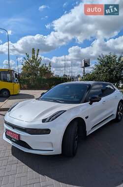 Позашляховик / Кросовер Zeekr 001 2024 в Києві