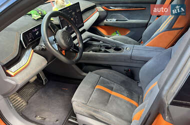 Внедорожник / Кроссовер Zeekr 001 2023 в 