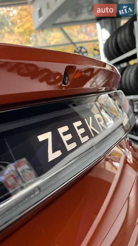 Позашляховик / Кросовер Zeekr 001 2024 в Дніпрі