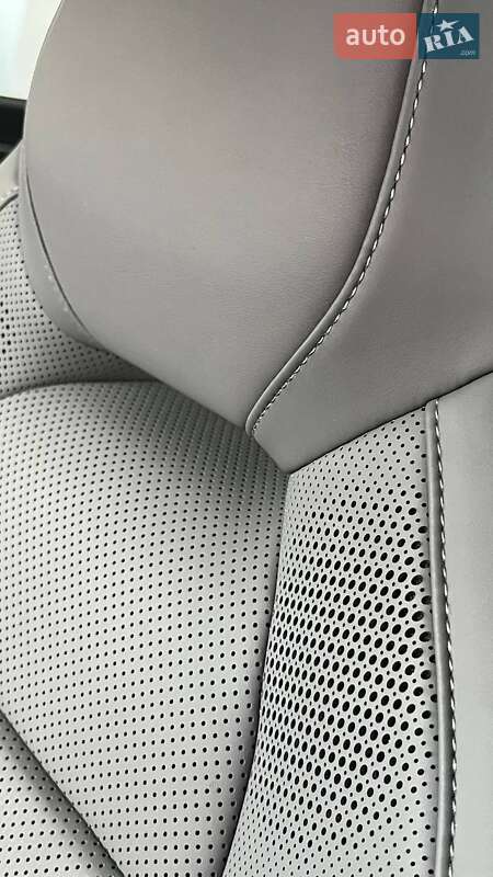 Позашляховик / Кросовер Zeekr 001 2024 в Дніпрі