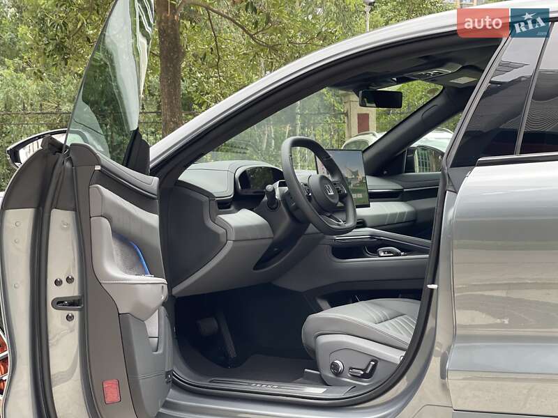 Позашляховик / Кросовер Zeekr 001 2025 в Одесі