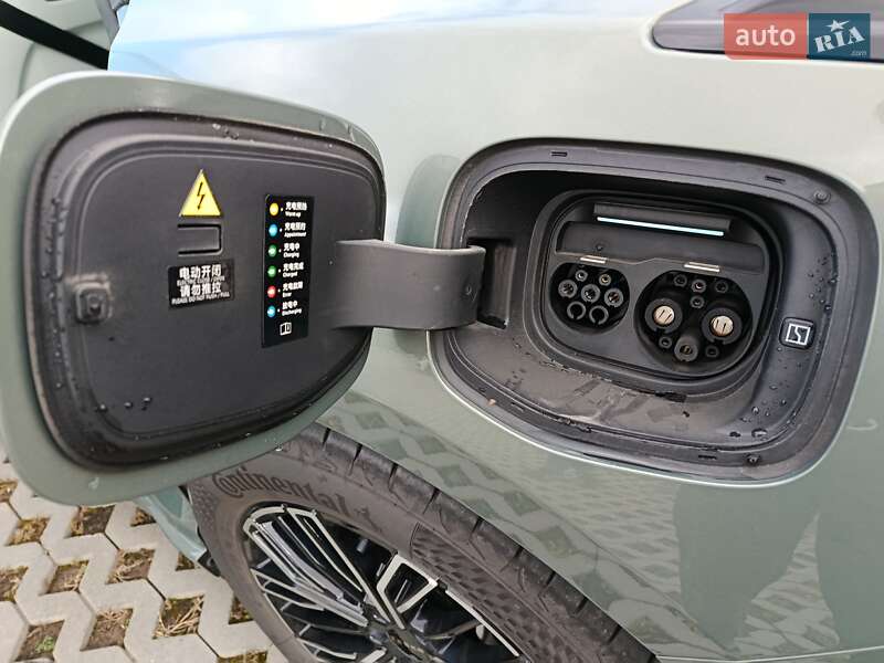 Позашляховик / Кросовер Zeekr 001 2024 в Хмельницькому фото 33 Позашляховик / Кросовер Zeekr 001 2024 в Хмельницькому