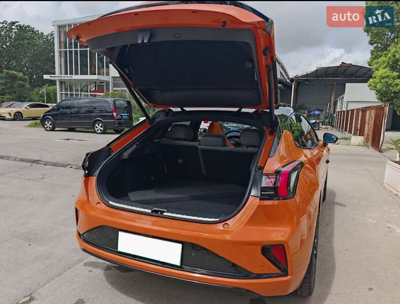 Позашляховик / Кросовер Zeekr 001 2024 в Києві фото 3 Позашляховик / Кросовер Zeekr 001 2024 в Києві