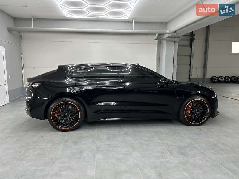 Позашляховик / Кросовер Zeekr 001 2024 в Дніпрі