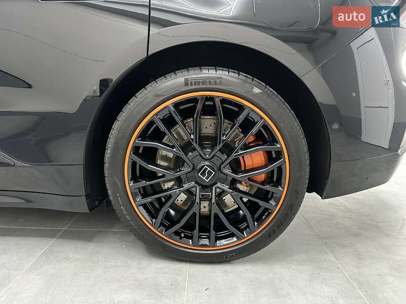 Позашляховик / Кросовер Zeekr 001 2024 в Дніпрі