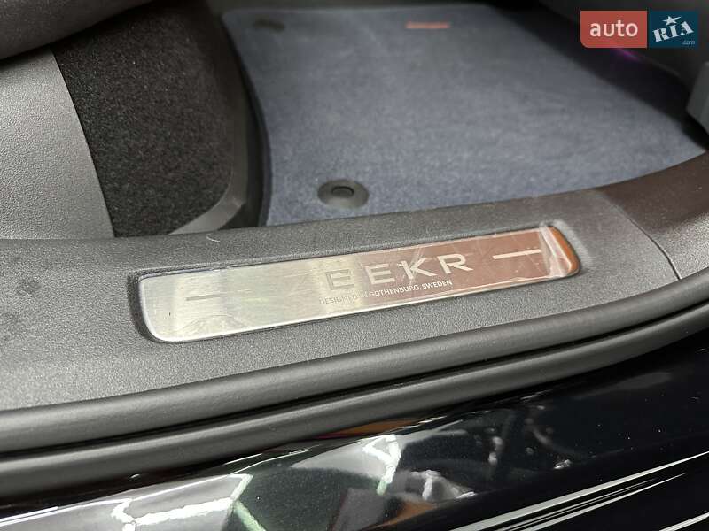 Позашляховик / Кросовер Zeekr 001 2024 в Дніпрі