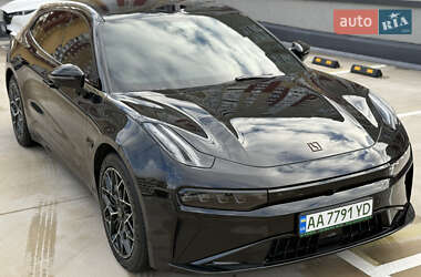 Внедорожник / Кроссовер Zeekr 001 2024 в Киеве