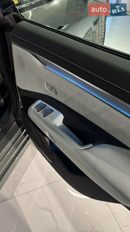 Внедорожник / Кроссовер Zeekr 001 2024 в Киеве