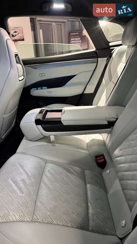 Внедорожник / Кроссовер Zeekr 001 2024 в Киеве