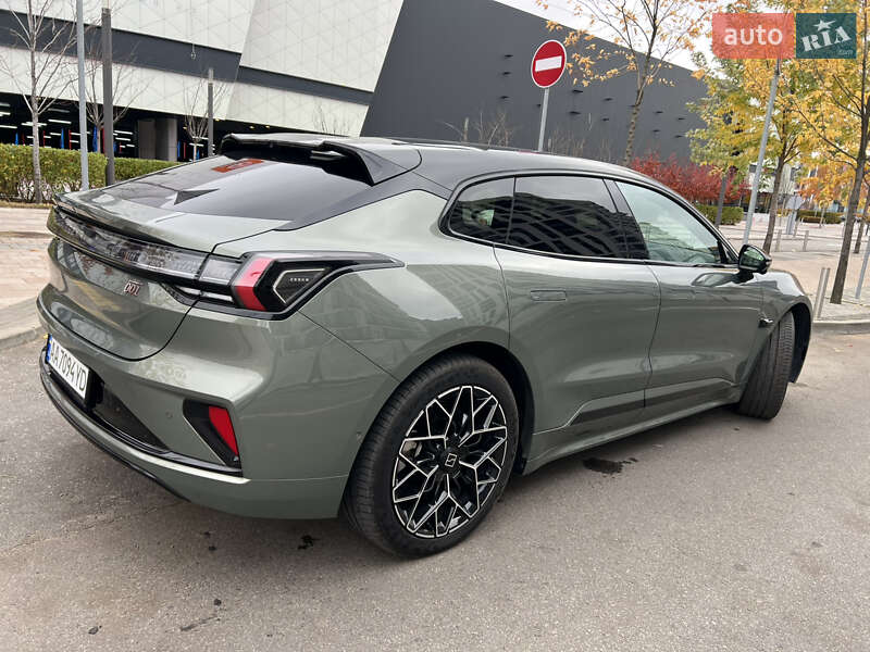 Позашляховик / Кросовер Zeekr 001 2024 в Києві