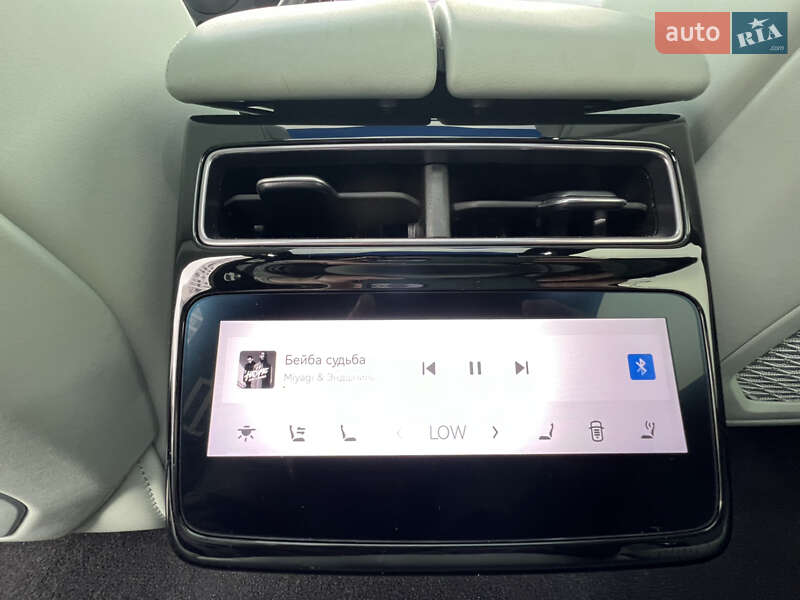 Позашляховик / Кросовер Zeekr 001 2024 в Києві