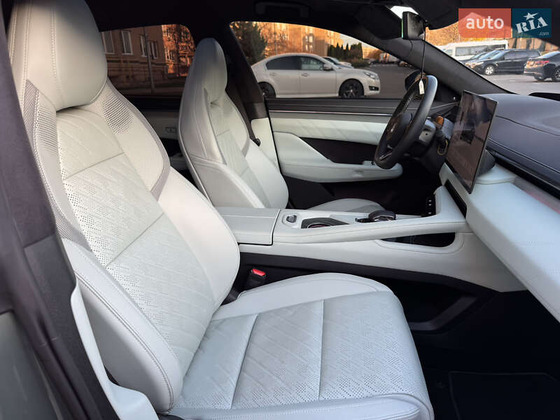 Внедорожник / Кроссовер Zeekr 001 2024 в Киеве