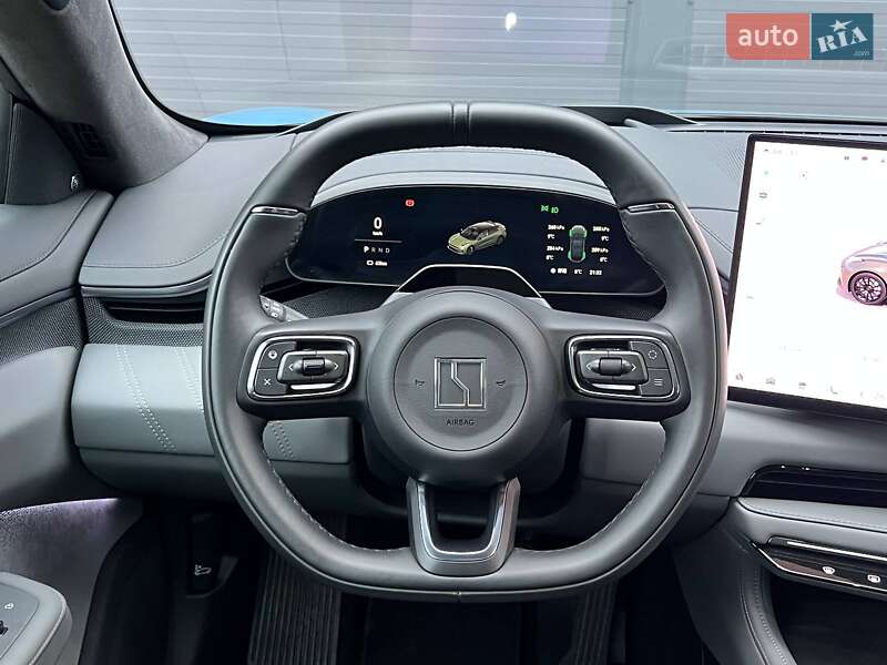 Внедорожник / Кроссовер Zeekr 001 2024 в Киеве