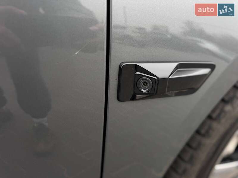 Внедорожник / Кроссовер Zeekr 001 2023 в Киеве