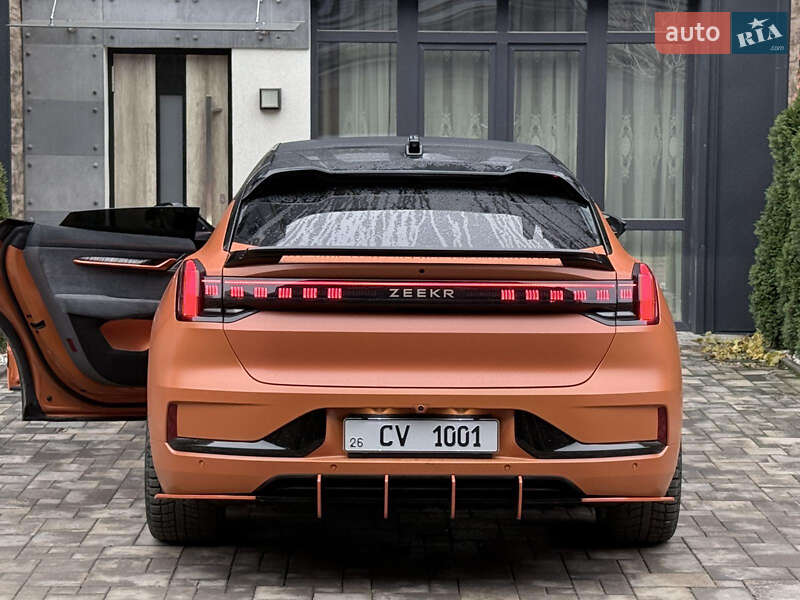 Внедорожник / Кроссовер Zeekr 001 2023 в Черновцах