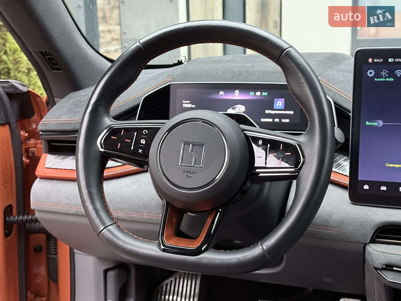 Внедорожник / Кроссовер Zeekr 001 2023 в Черновцах